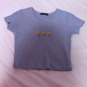 BRANDY MELVILLE POPPY FLOWER CROPPED TEE